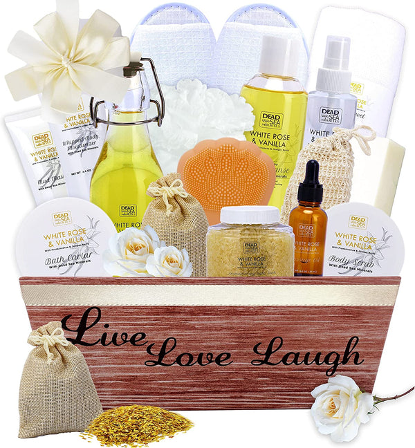 Extravagant Vanilla and White Rose 15-Piece Spa Bath & Body Gift